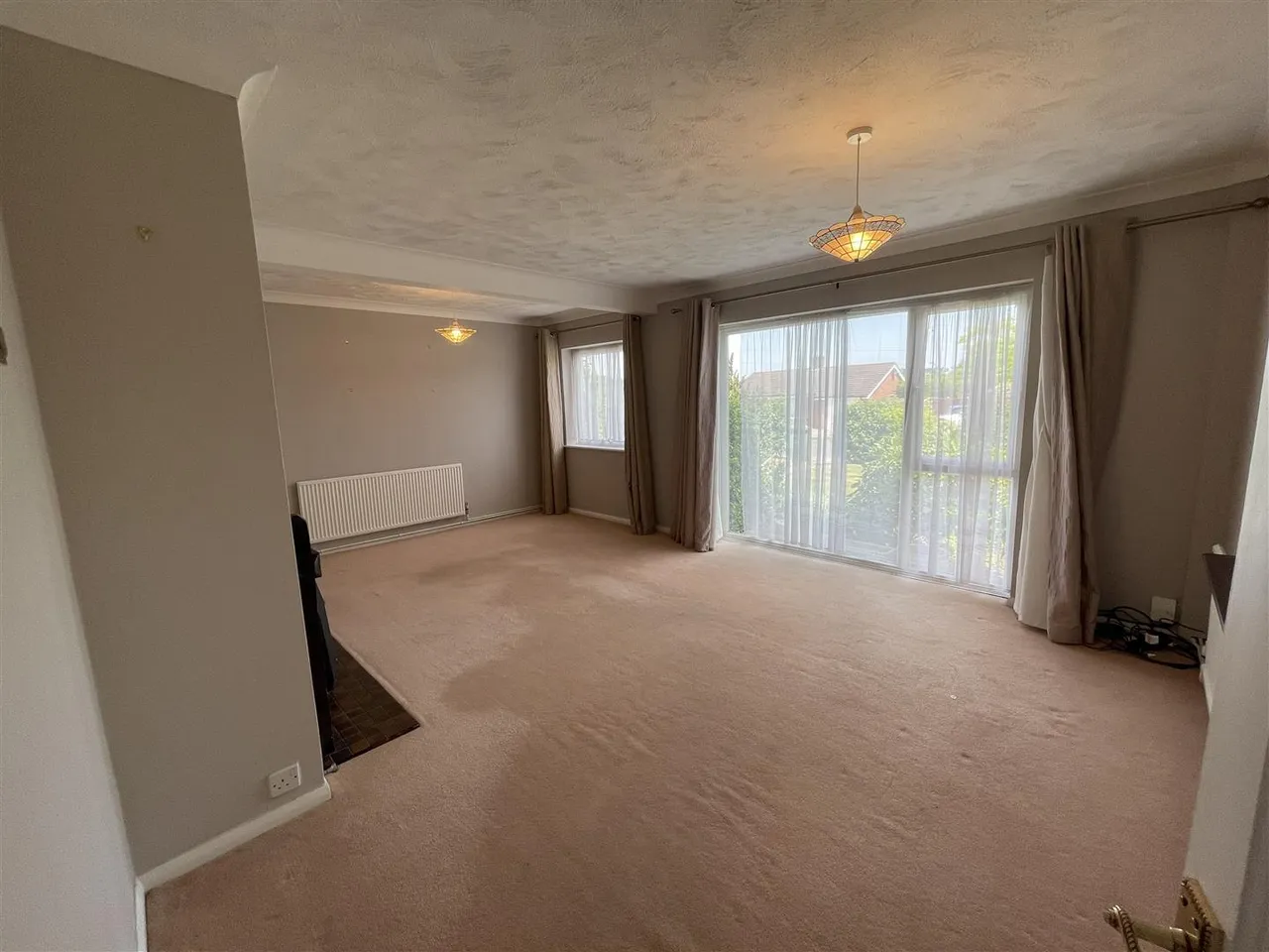 Richmond Way, Fetcham, KT22, photo 11