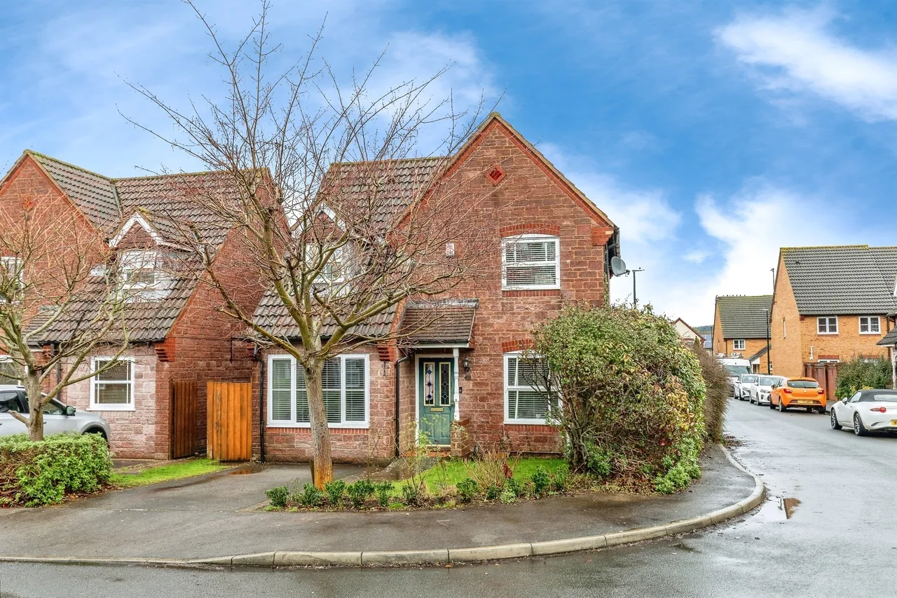 3 bed house for sale — Longthorn, Backwell, North Somerset