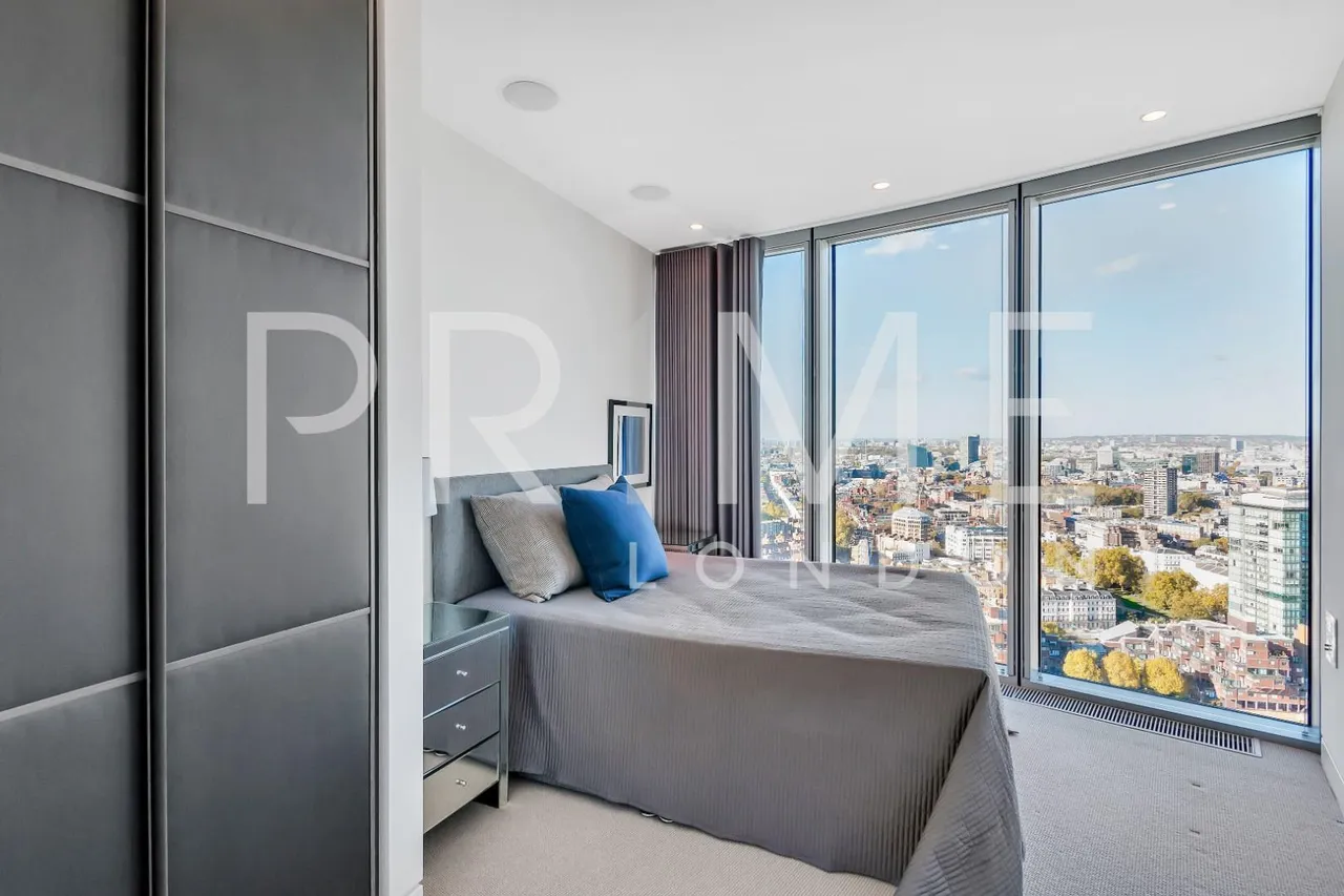 The Tower, One St George Wharf, SW8, photo 10