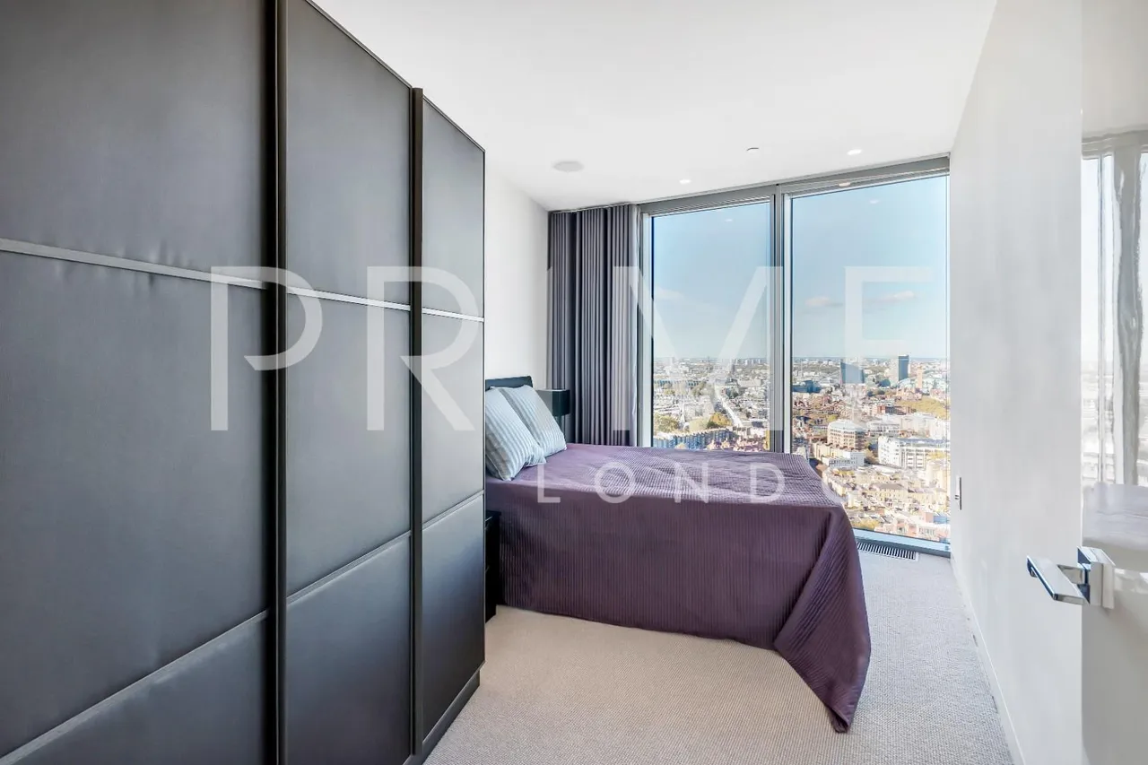 The Tower, One St George Wharf, SW8, photo 8