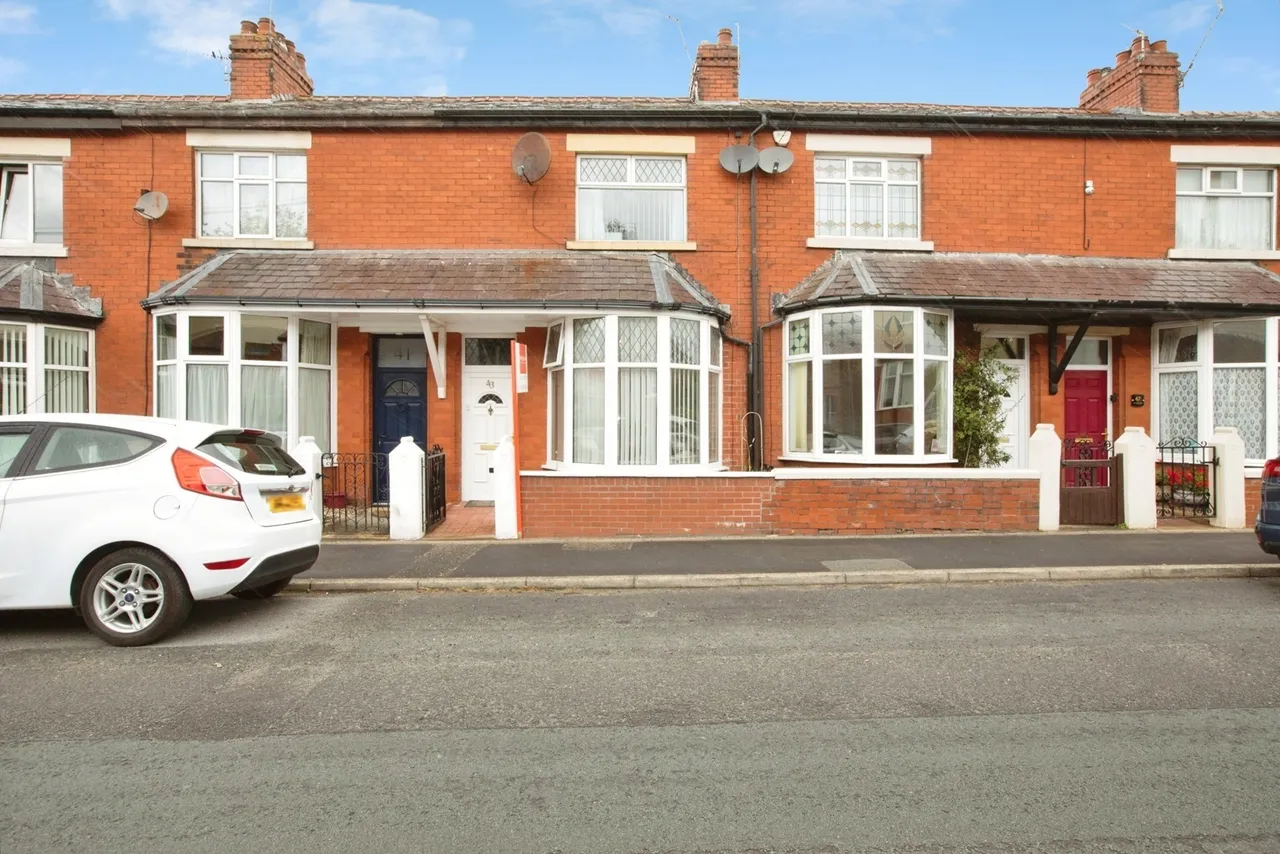 2 bed house for sale — Brownhill Road, Brownhill, Blackburn, Lancashire, BB1