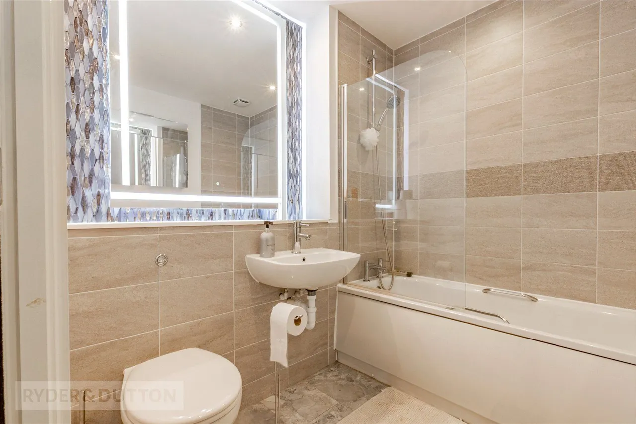 Bridgewater Wharf, Droylsden, M43, photo 23