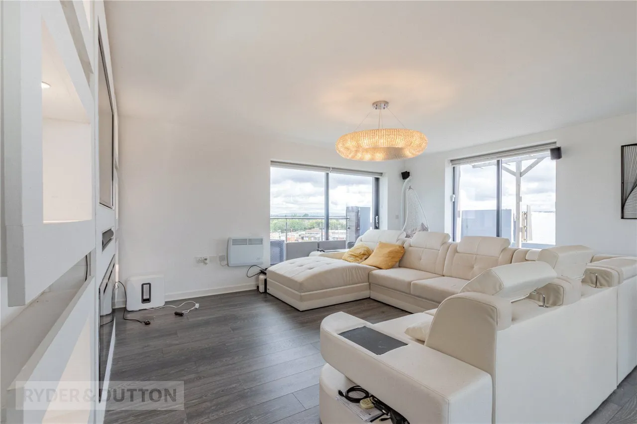 Bridgewater Wharf, Droylsden, M43, photo 11