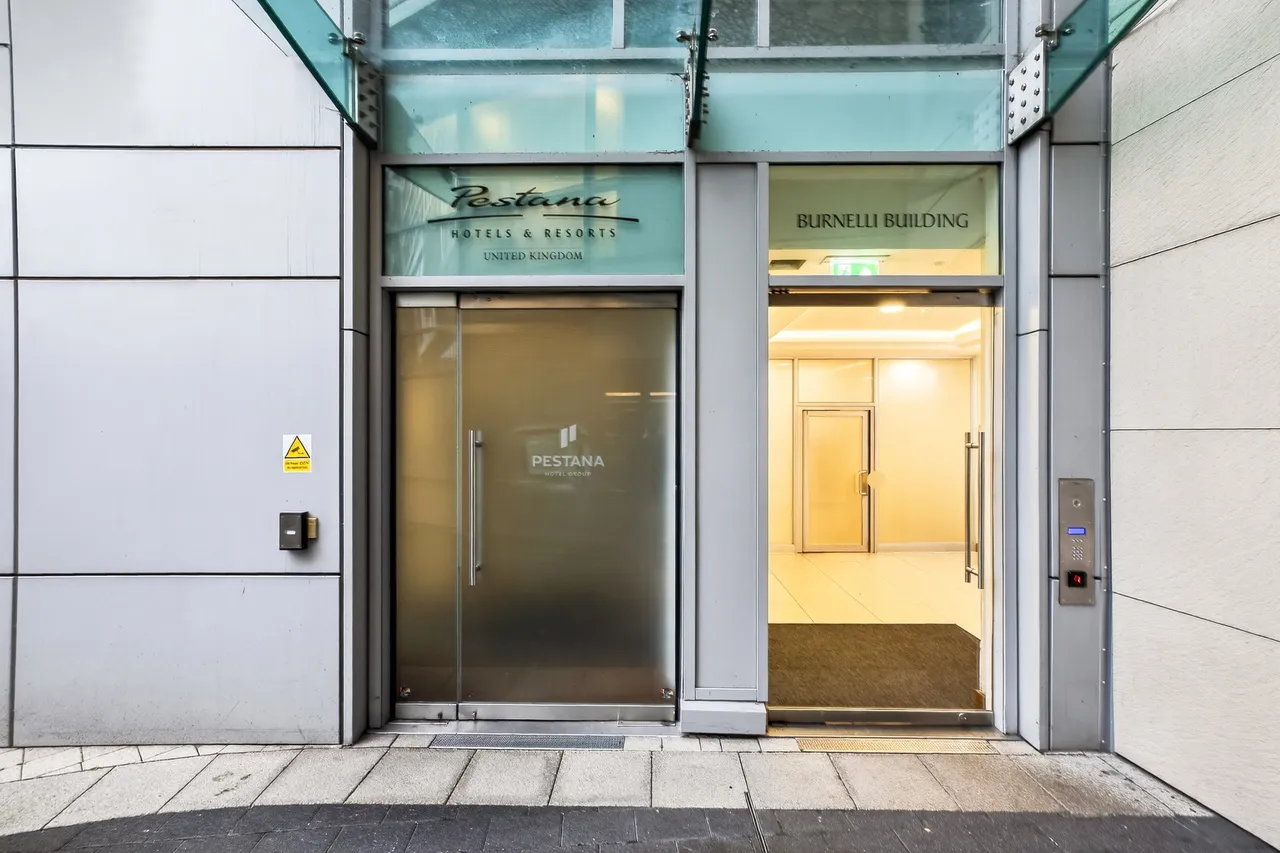 Queenstown Road, London, SW11, photo 20