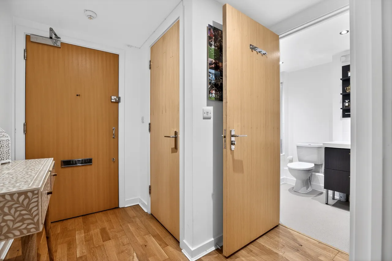 Queenstown Road, London, SW11, photo 16