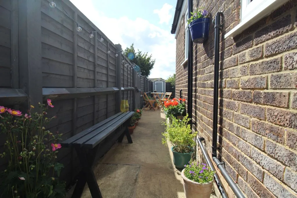 Nelson Avenue, Tonbridge, photo 15