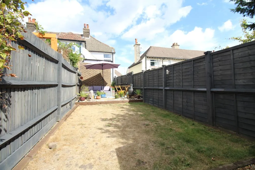 Nelson Avenue, Tonbridge, photo 13