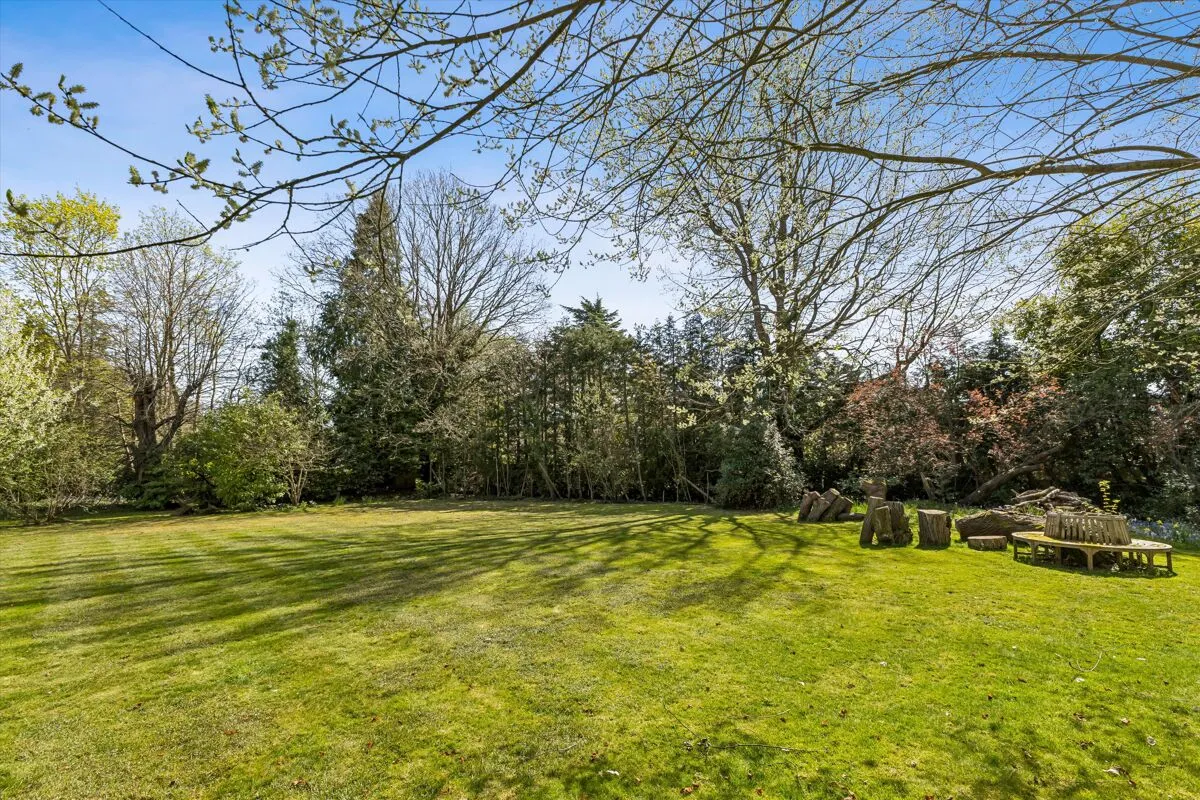 Danes Hill, The Hockering, GU22, photo 28