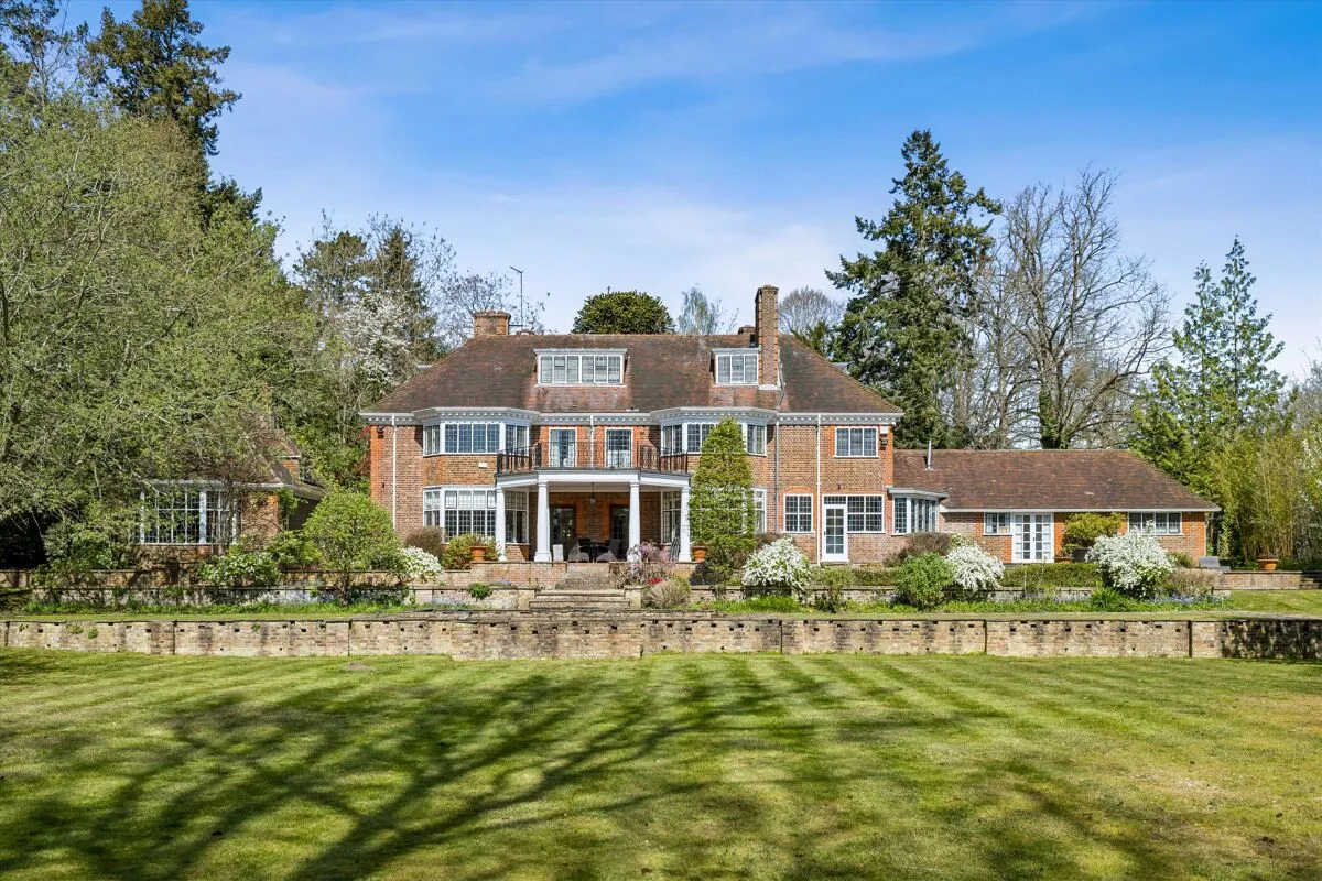 Danes Hill, The Hockering, GU22, photo 5