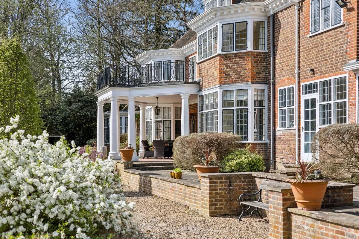 8 bed house for sale, Danes Hill, The Hockering, GU22