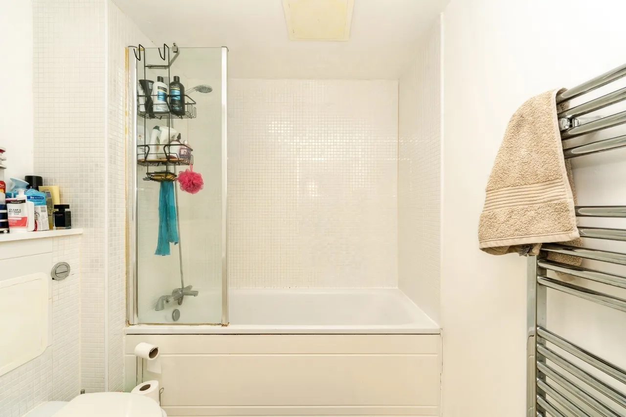 Skerne Road, Kingston upon Thames, KT2, photo 7