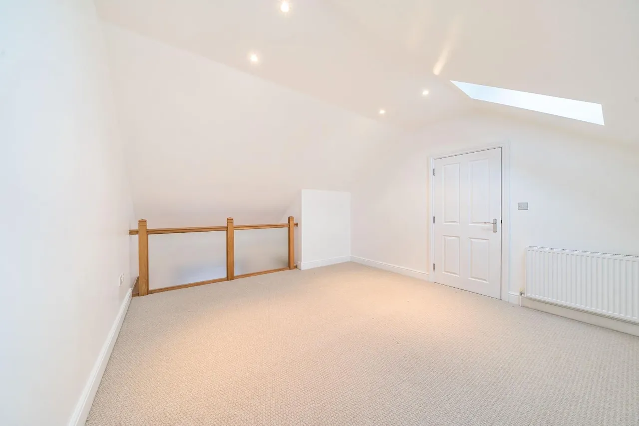 St. Leonards Road, Windsor, photo 5