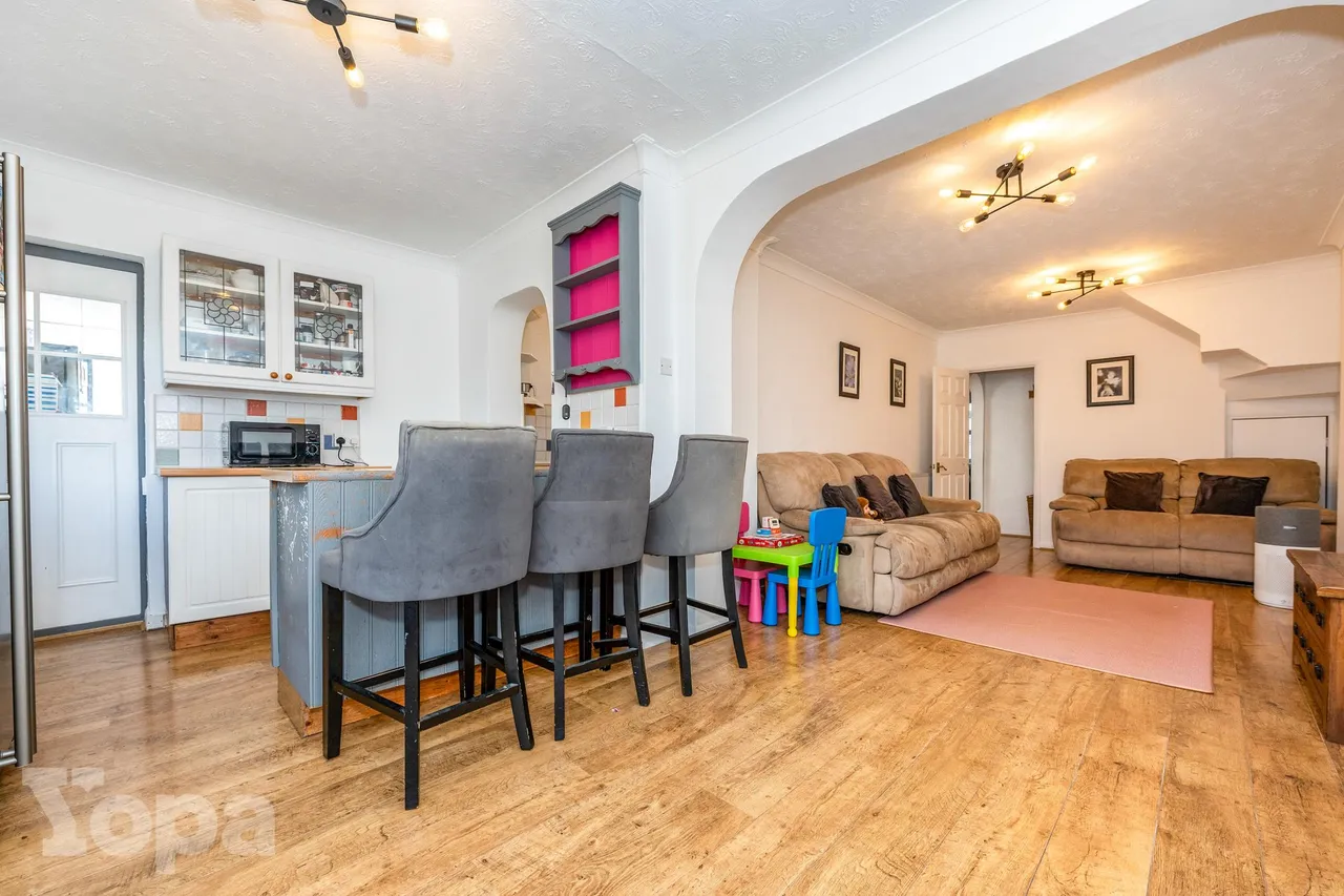 Riverside Road, Sidcup, DA14, photo 2