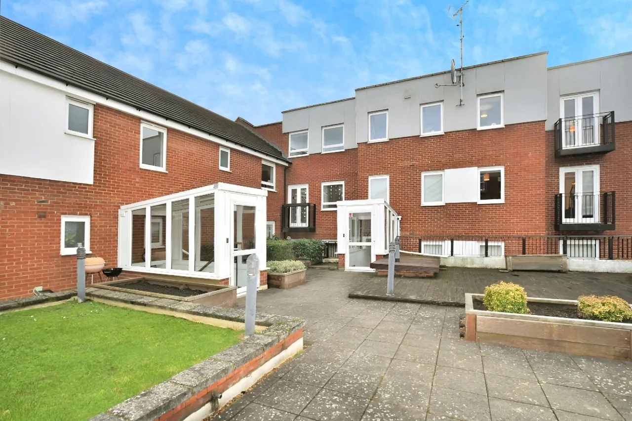 Walsworth Road, Hitchin, SG4, photo 8