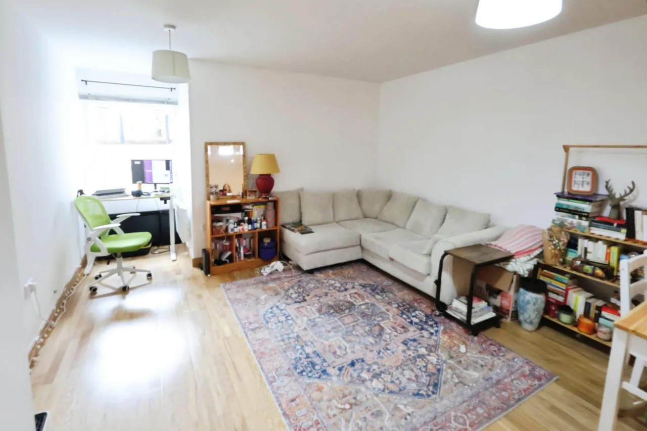 Walsworth Road, Hitchin, SG4, photo 3