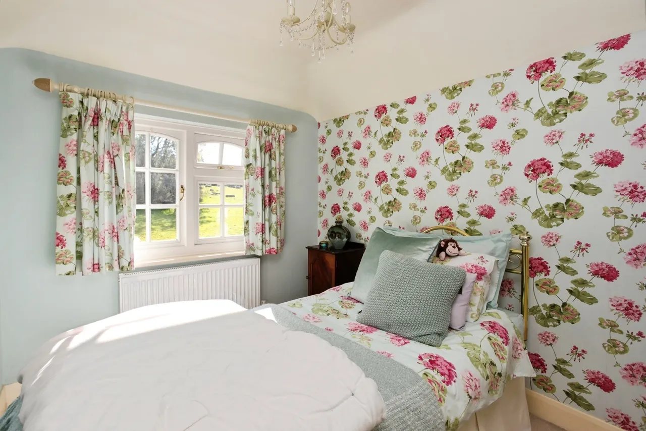 Lower Platts, Ticehurst, TN5, photo 10