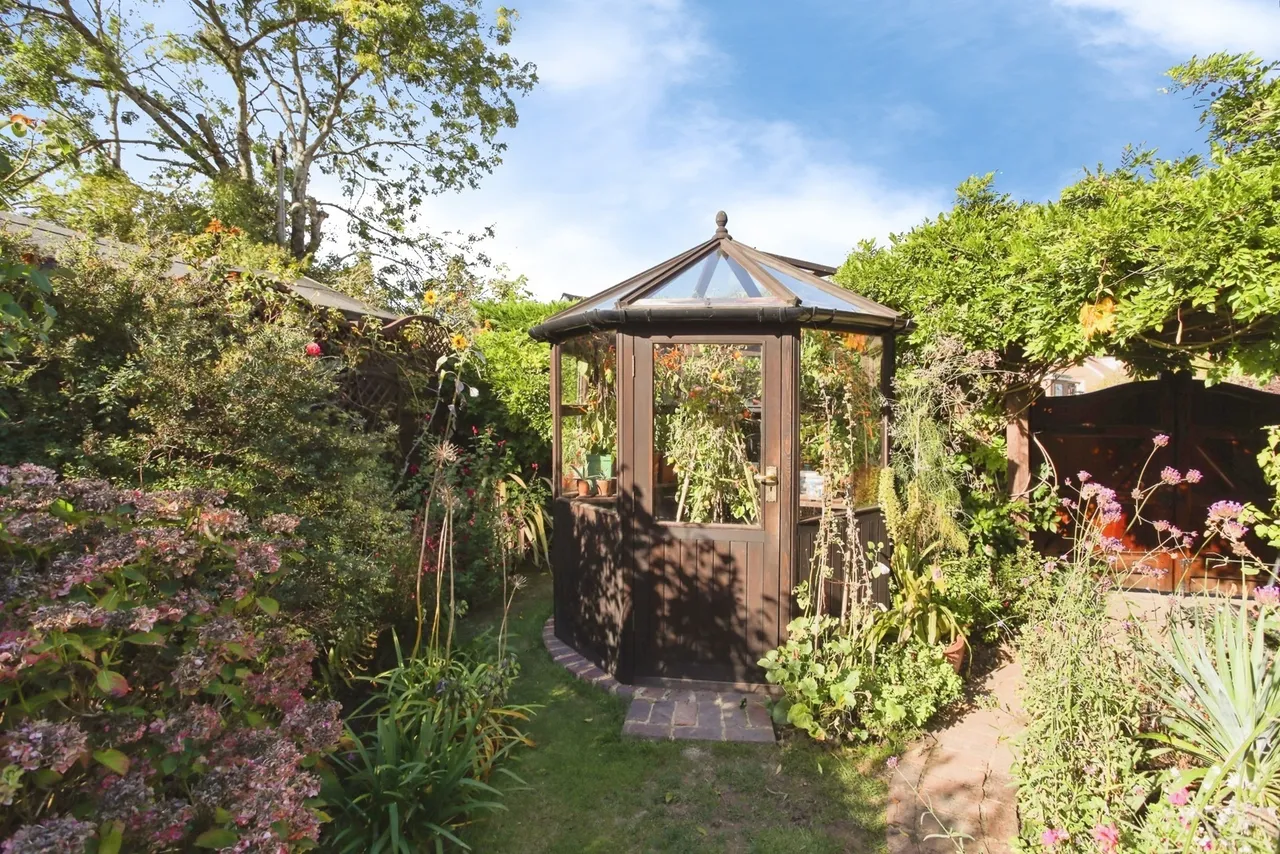 Lower Platts, Ticehurst, TN5, photo 16