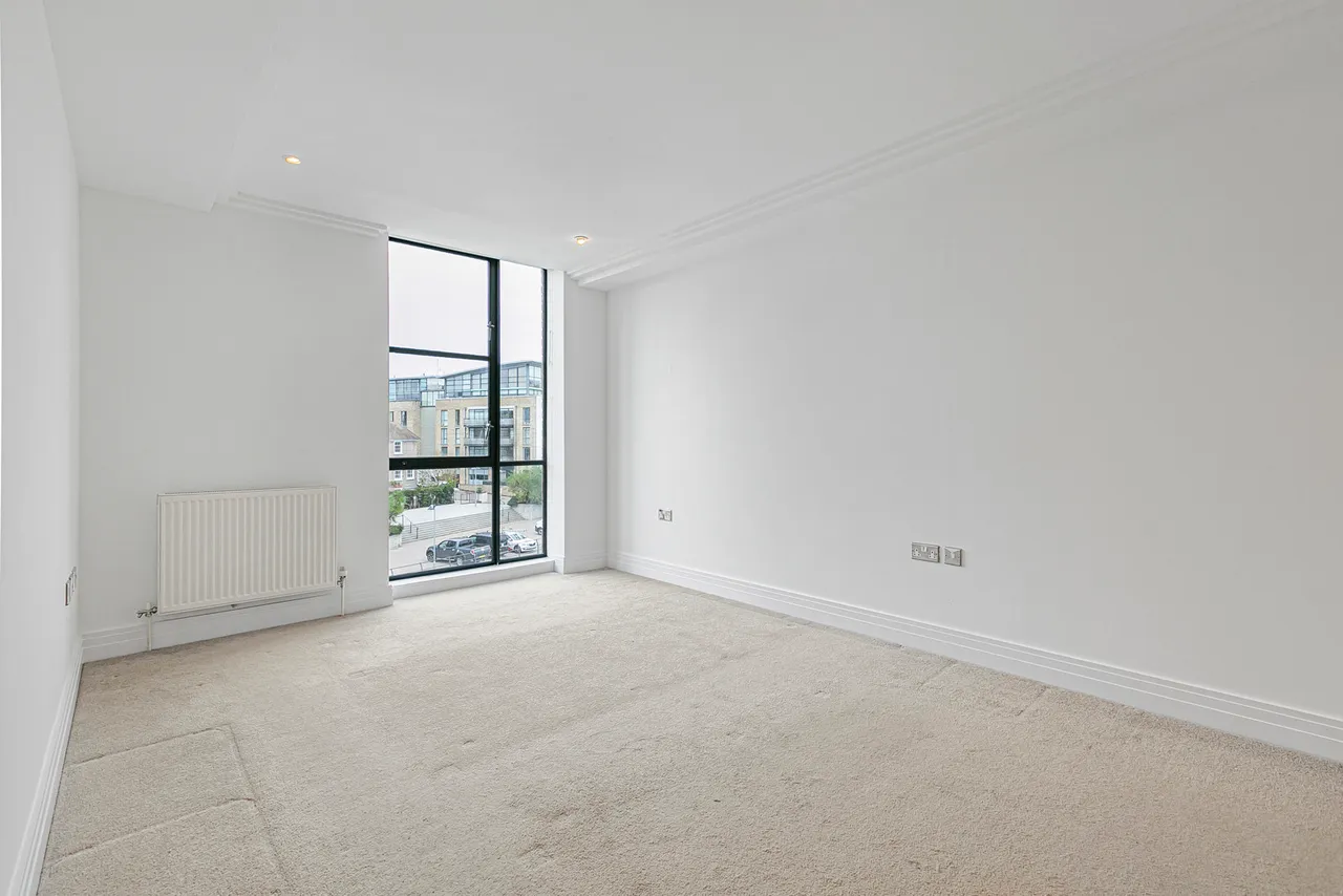 Point Wharf Lane, Brentford, TW8, photo 6