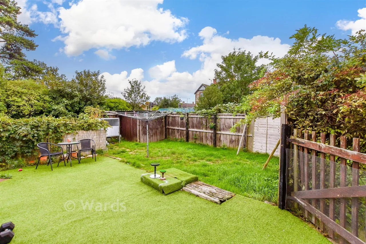 London Road, Ditton, ME20, photo 7