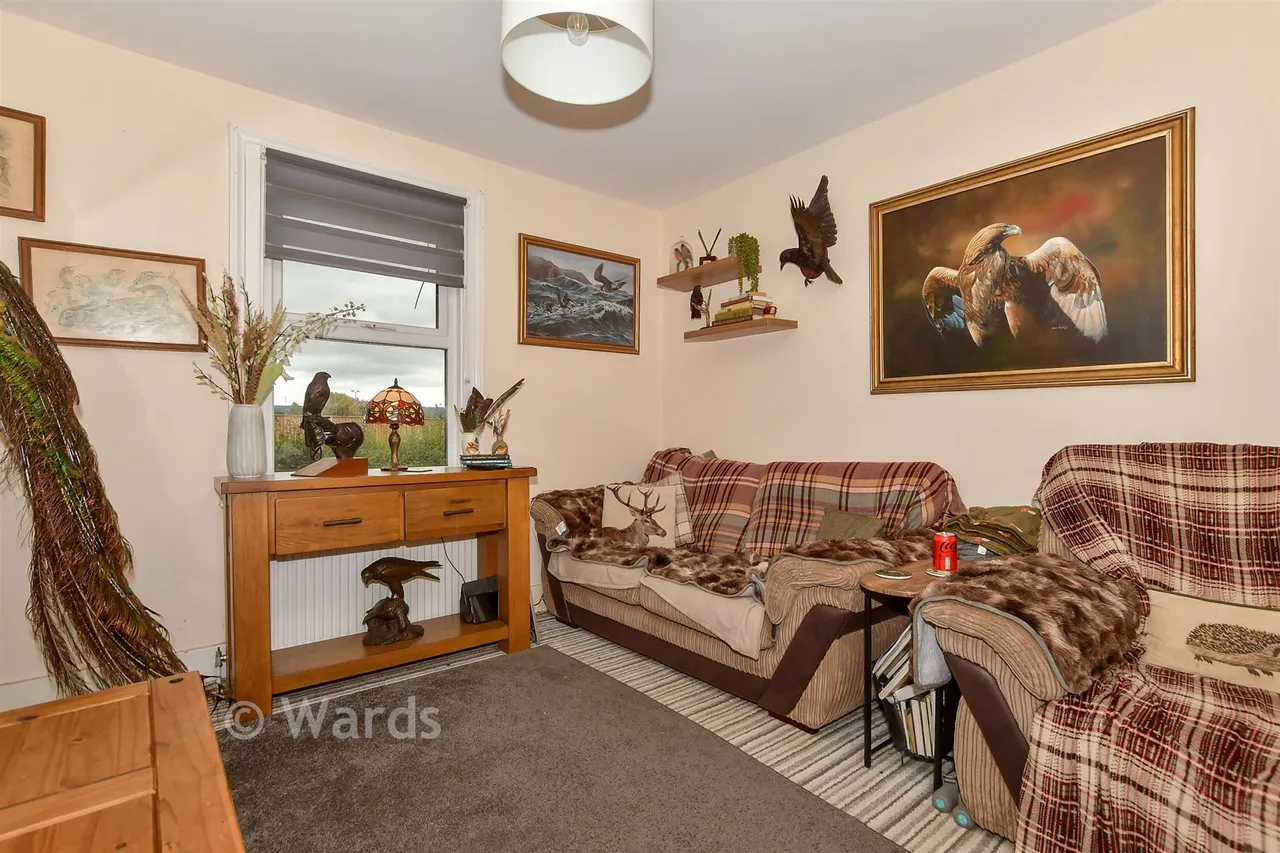 London Road, Ditton, ME20, photo 4