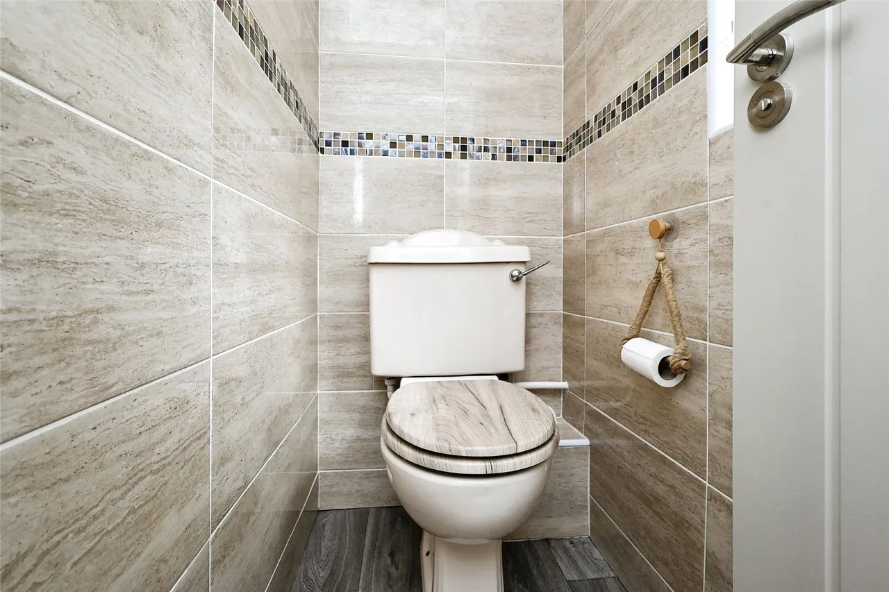 Caunton Close, Mansfield, Nottinghamshire, NG18, photo 8