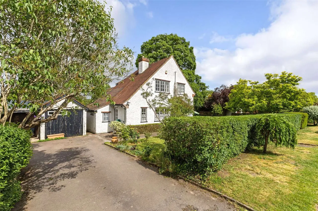 5 bed house for sale — St Marys Way, Chalfont St. Peter, Gerrards Cross, Buckinghamshire, SL9 9BL