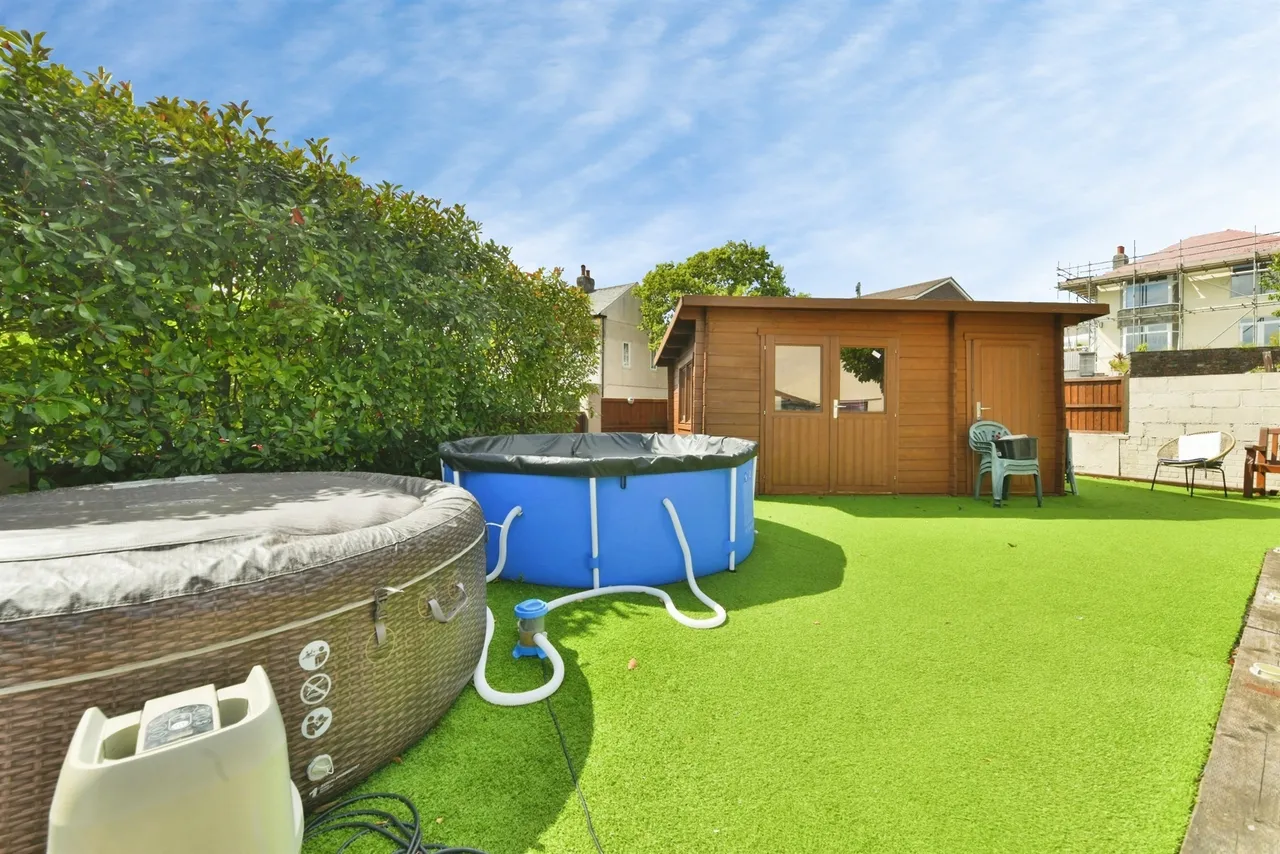 Hobbs Crescent, Saltash, PL12, photo 24