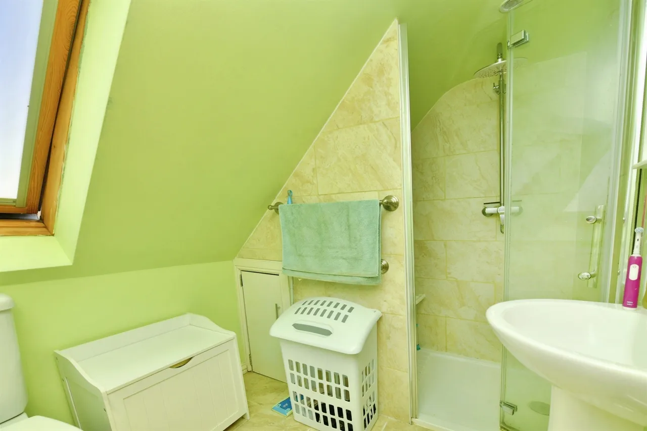 Hobbs Crescent, Saltash, PL12, photo 16