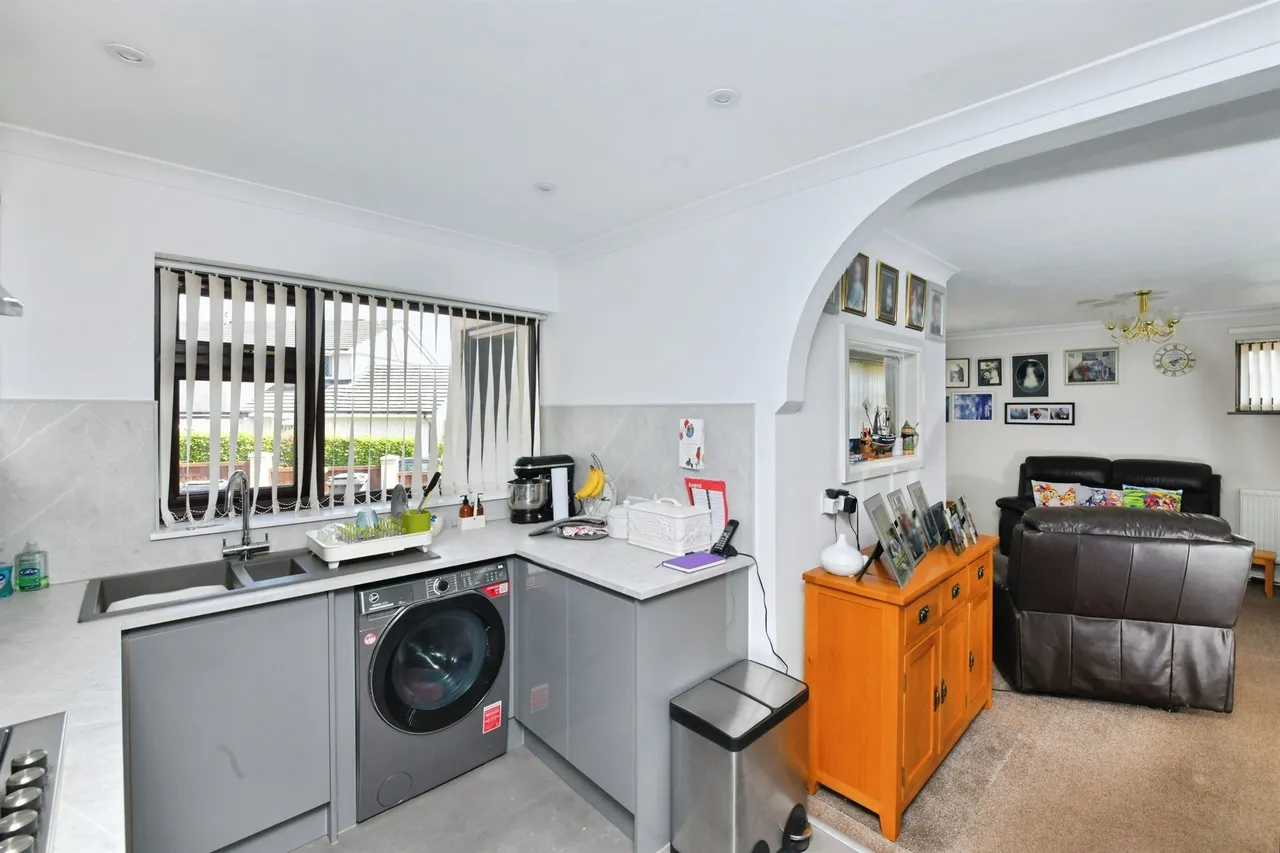 Hobbs Crescent, Saltash, PL12, photo 22