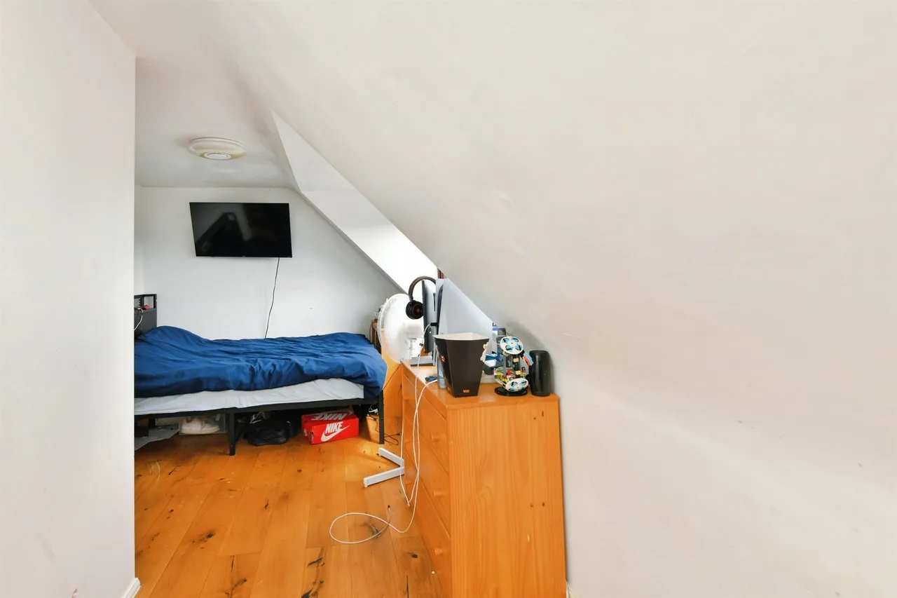 Hobbs Crescent, Saltash, PL12, photo 15
