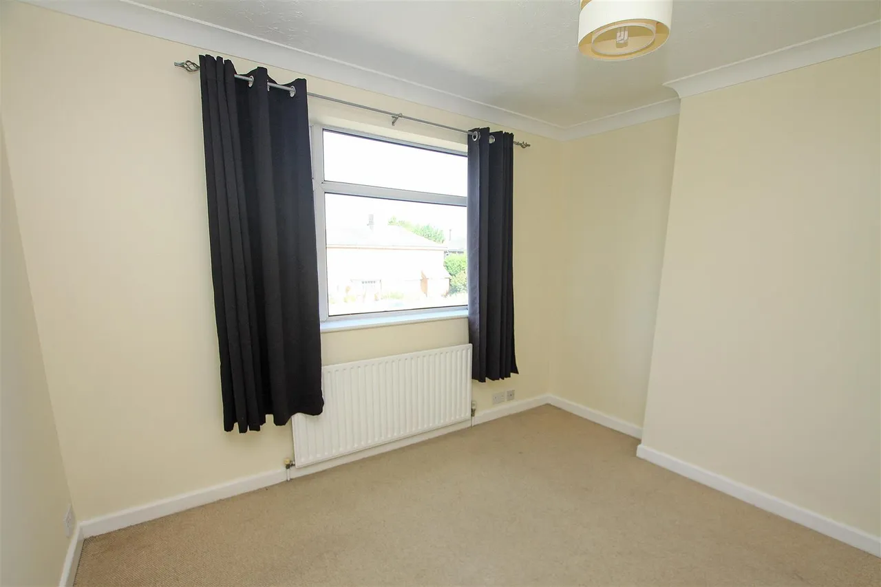 Charminster Road, Bournemouth, photo 9