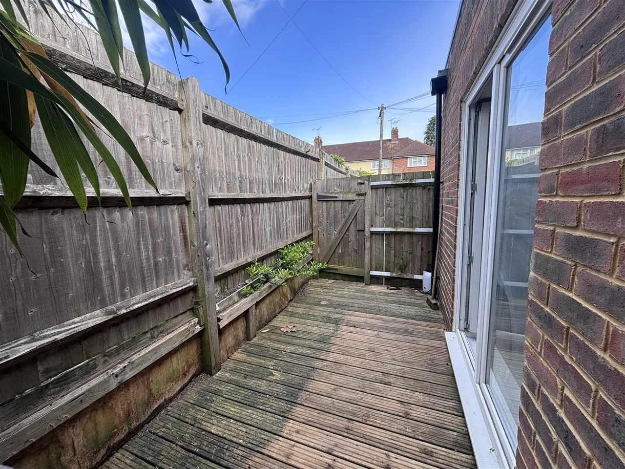 Brighton Road, Horsham, West Sussex RH13 5BU, photo 8