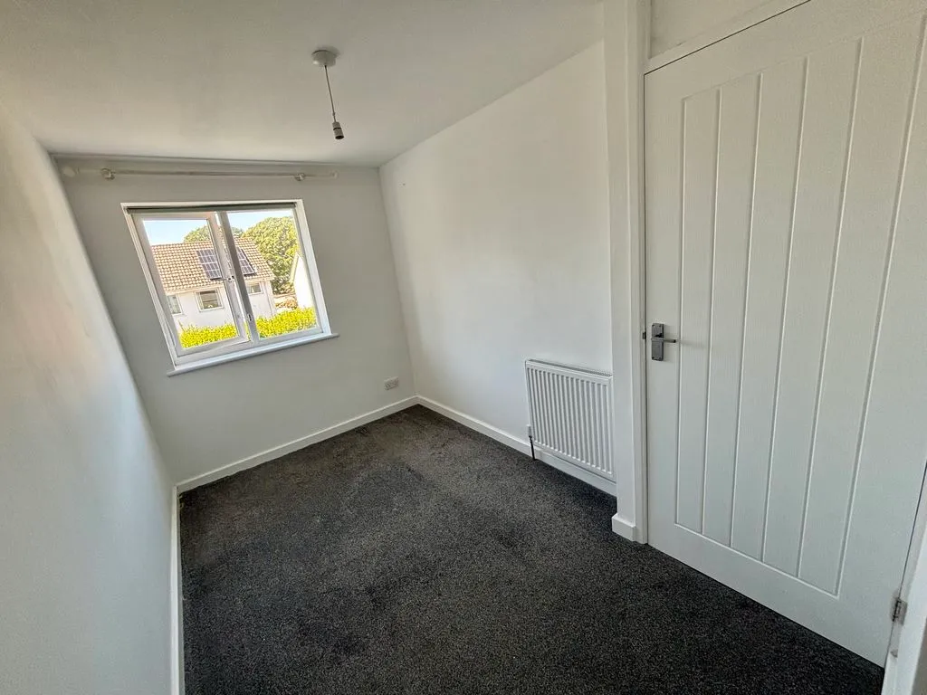 Old Roselyon Crescent, St. Blazey, PL24, photo 9
