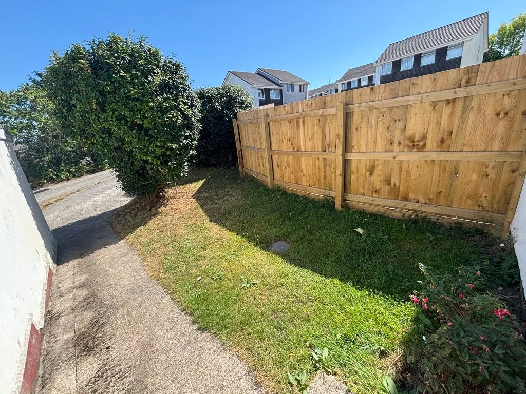 Old Roselyon Crescent, St. Blazey, PL24, photo 11