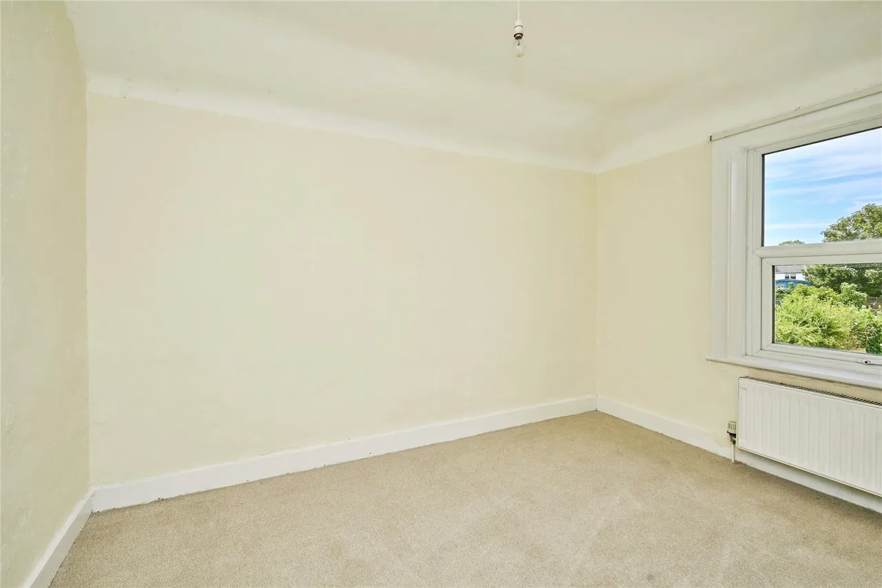 Cavendish Place, Newport, PO30, photo 9