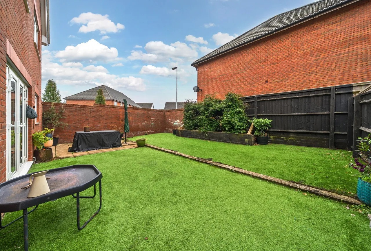 Cranesbill Crescent, Gloucestershire, Charfield, GL12 8EH, photo 14