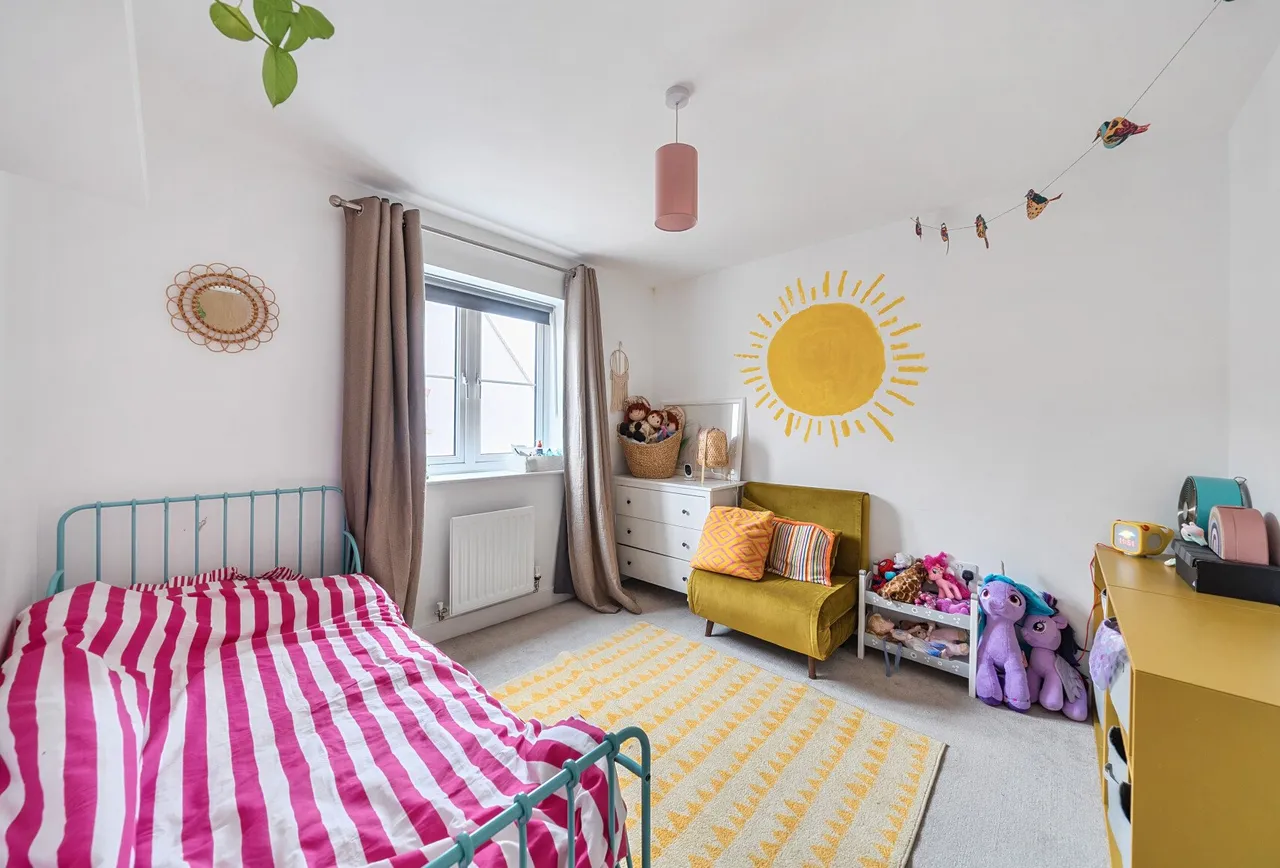 Cranesbill Crescent, Gloucestershire, Charfield, GL12 8EH, photo 9