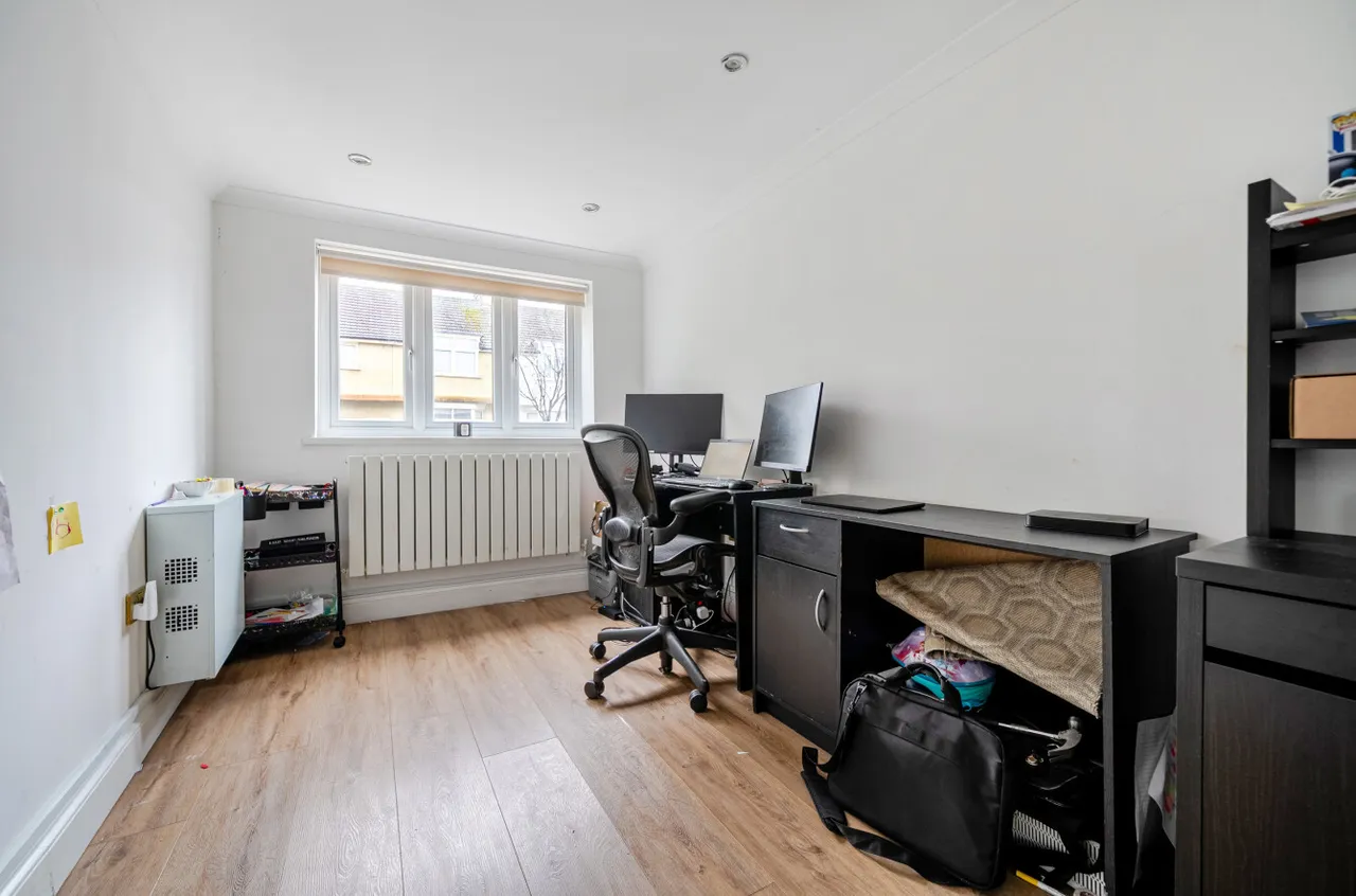 Cedar Lawn Avenue, Barnet, EN5, photo 16