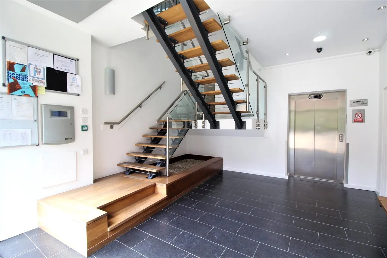 Gotts Road, Leeds, LS12, photo 13