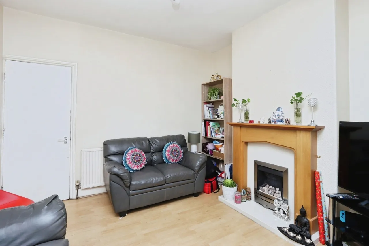 Lancing Road, Sheffield, S2, photo 5