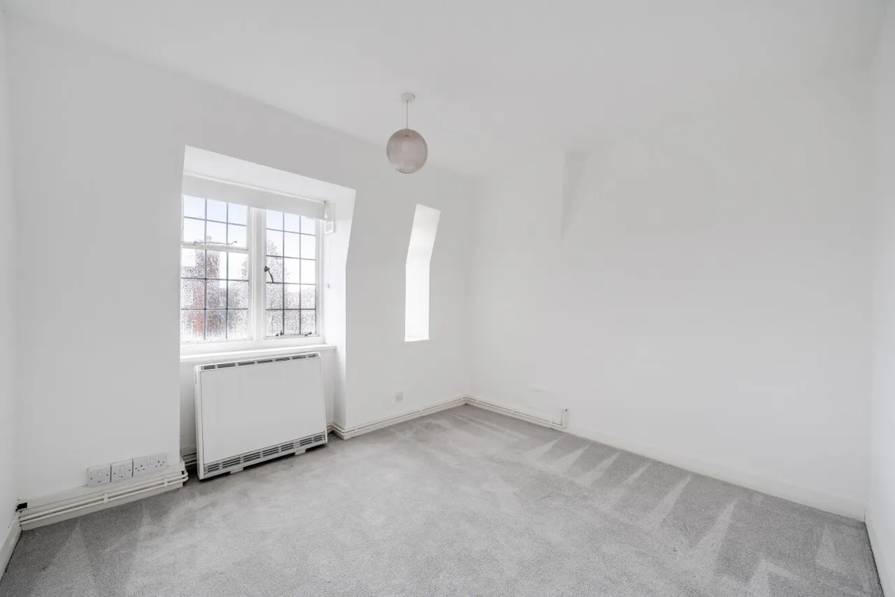 Portsmouth Road, Putney, London, SW15, photo 4