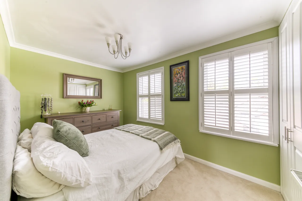 Auriol Close, Worcester Park, KT4, photo 18
