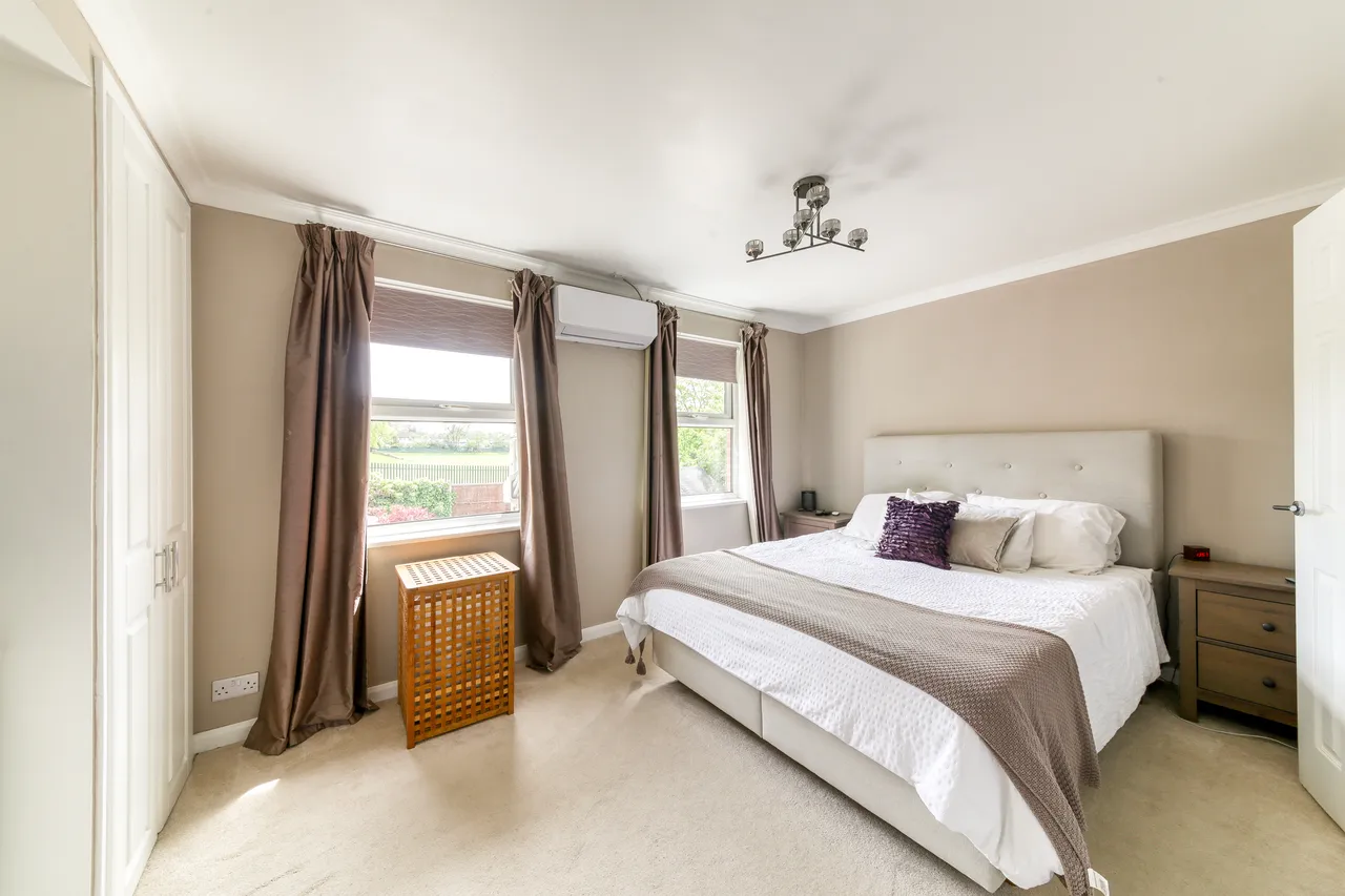 Auriol Close, Worcester Park, KT4, photo 16