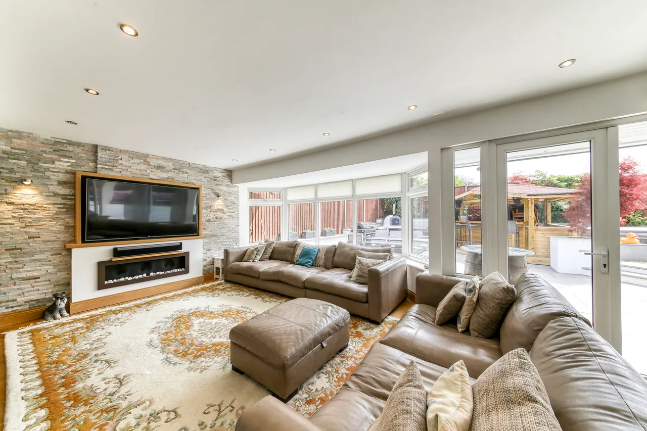 Auriol Close, Worcester Park, KT4, photo 3