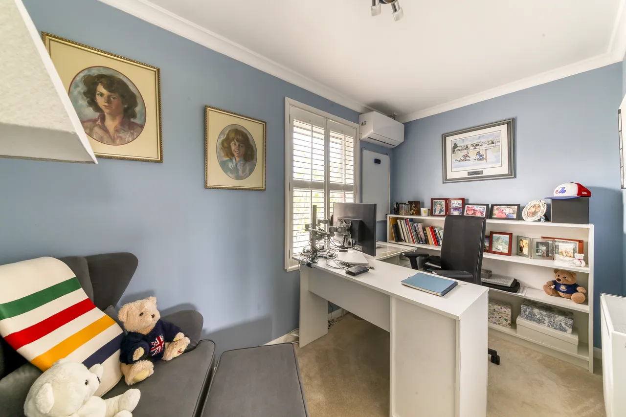 Auriol Close, Worcester Park, KT4, photo 20