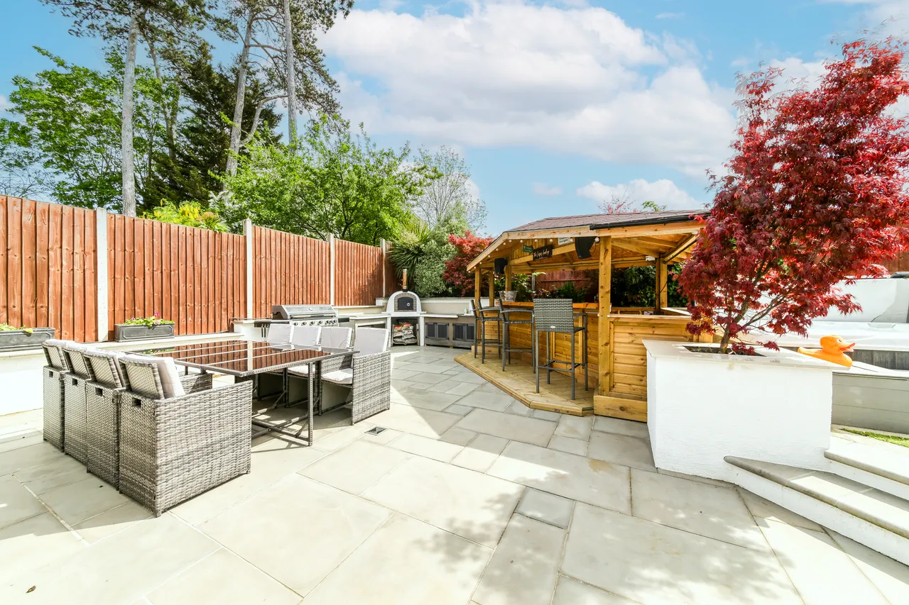 Auriol Close, Worcester Park, KT4, photo 23