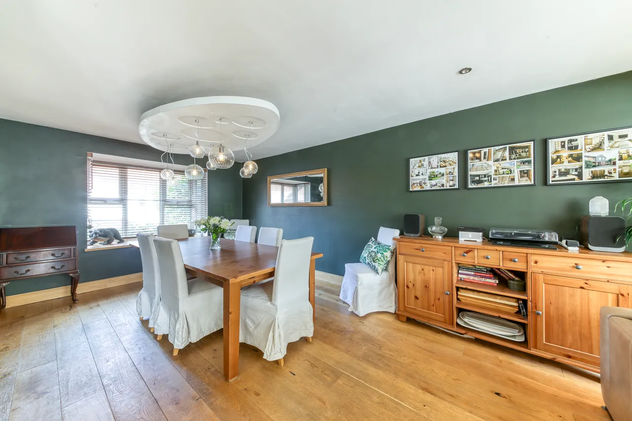Auriol Close, Worcester Park, KT4, photo 9
