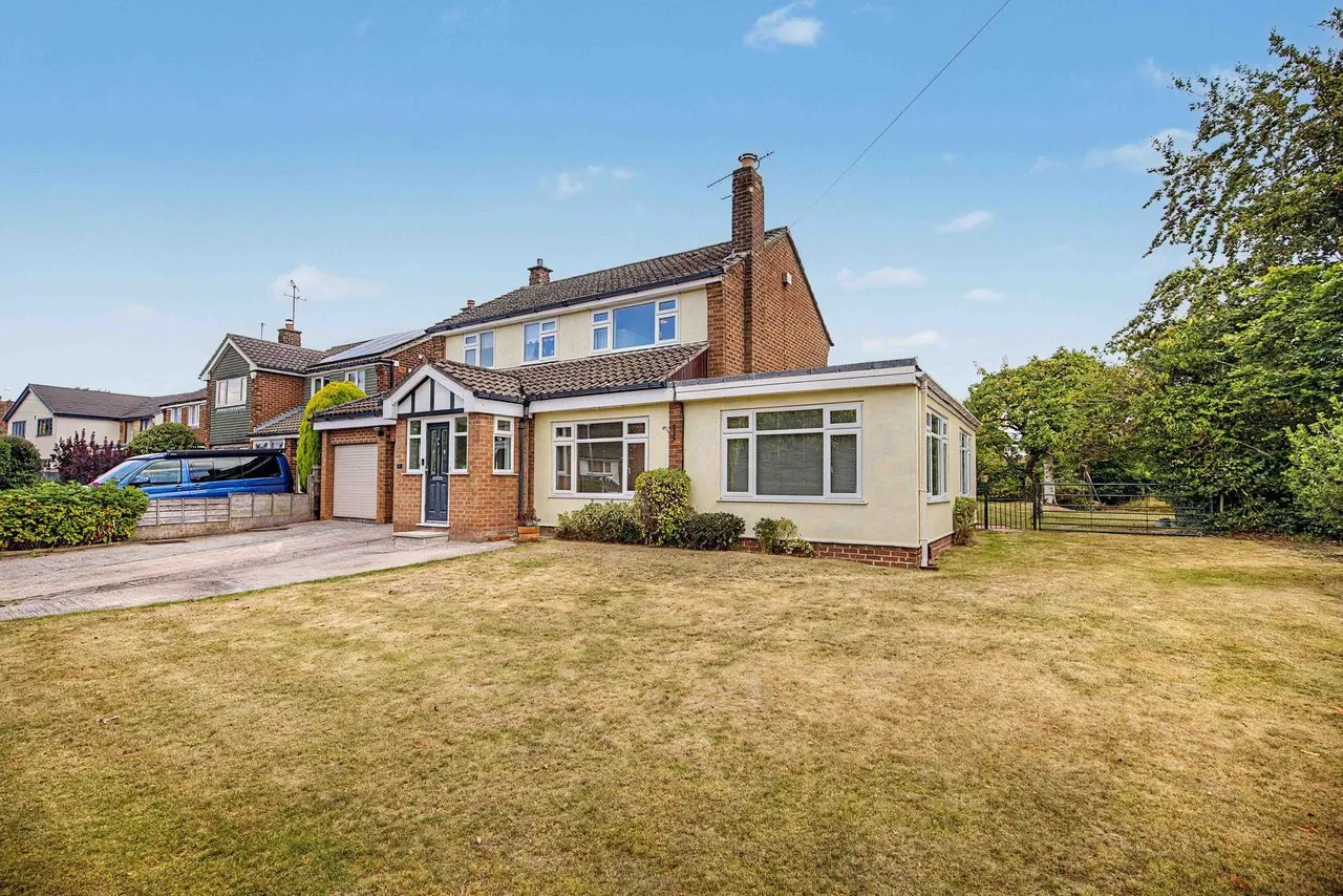 Marlborough Drive, Macclesfield, photo 20