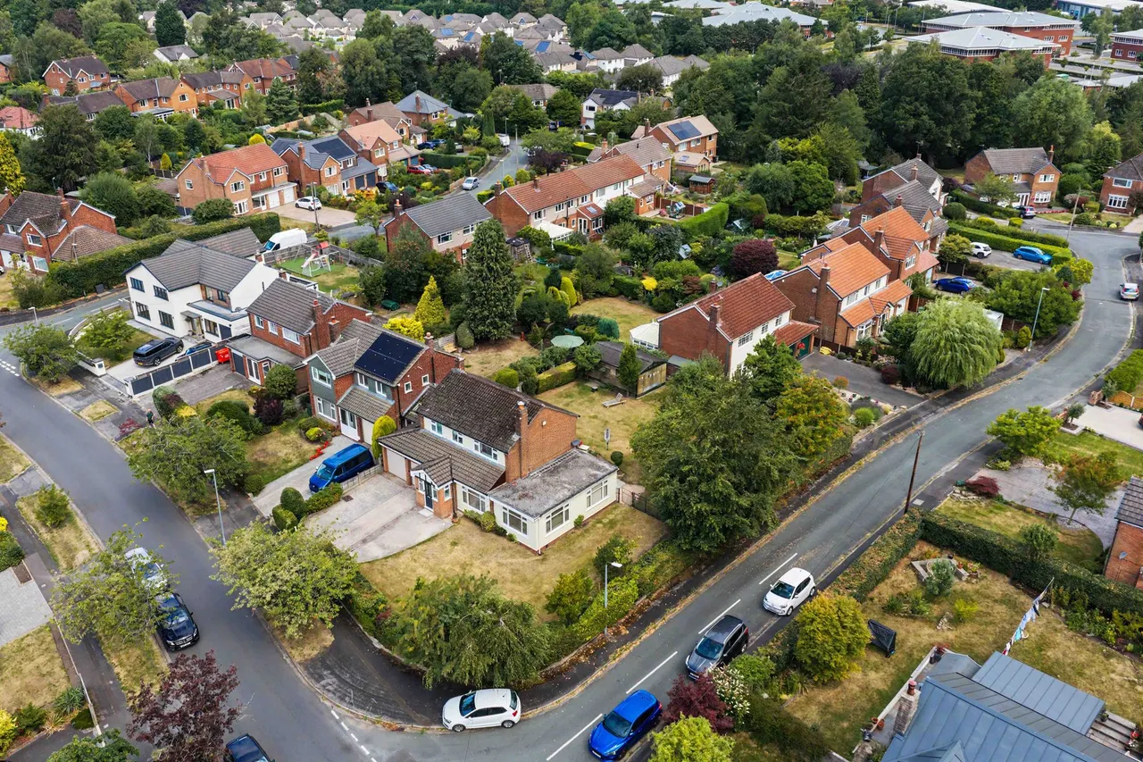 Marlborough Drive, Macclesfield, photo 19
