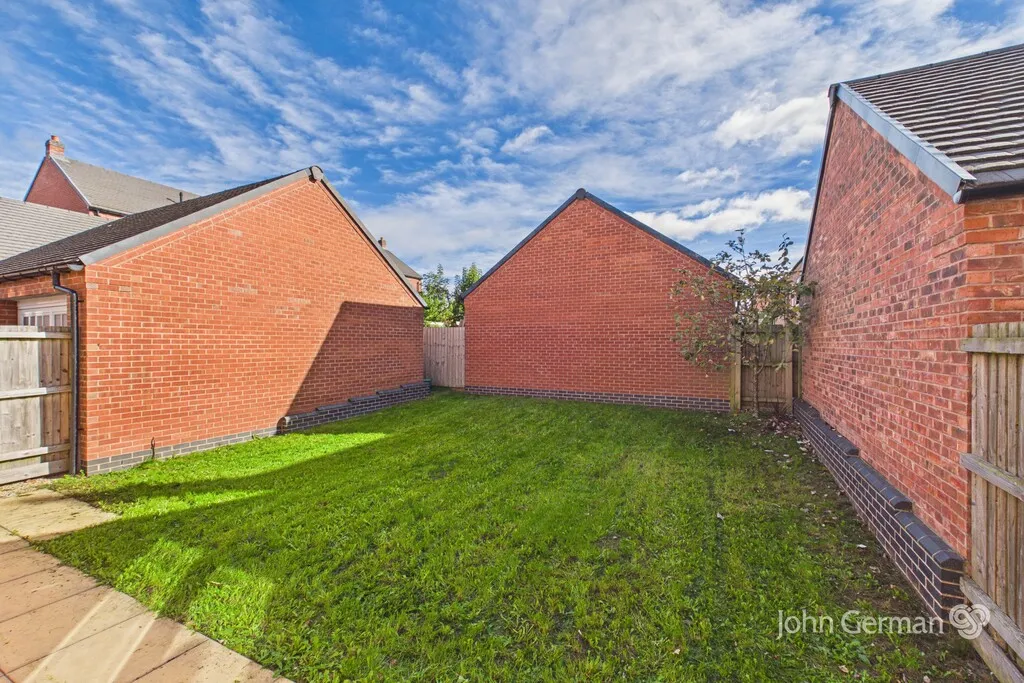 Primrose Drive, Tutbury, photo 21